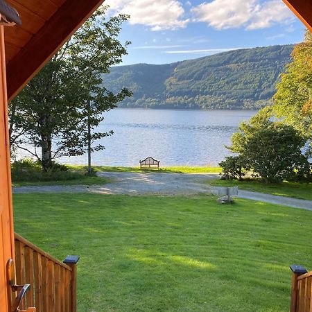 Seal Point Cabin - Luxury Glamping Cairndow Eksteriør billede
