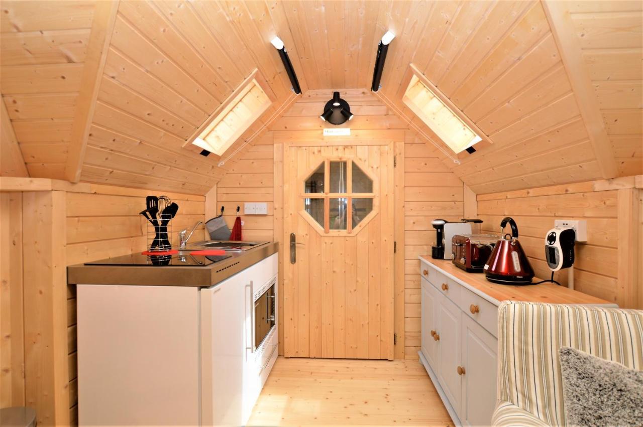 Seal Point Cabin - Luxury Glamping Cairndow Eksteriør billede
