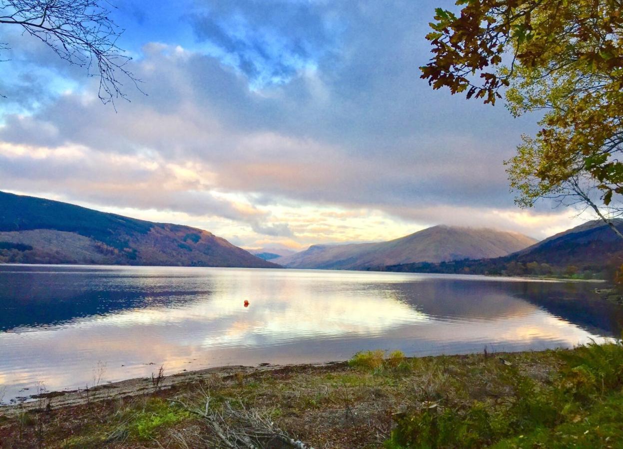 Seal Point Cabin - Luxury Glamping Cairndow Eksteriør billede